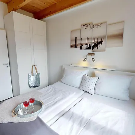 Suedstrand Haus 42 *